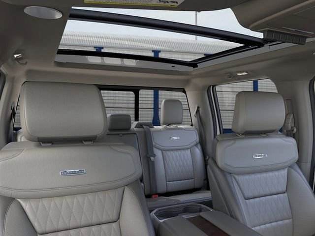 New 2026 Ford F250 Platinum w/ Platinum Plus Package AWD/4WD image 22