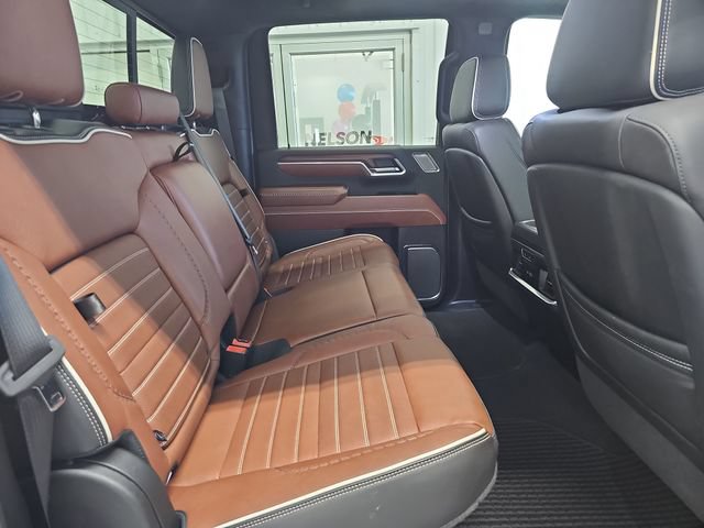 Used 2024 GMC Sierra 3500 Denali Ultimate AWD/4WD image 31