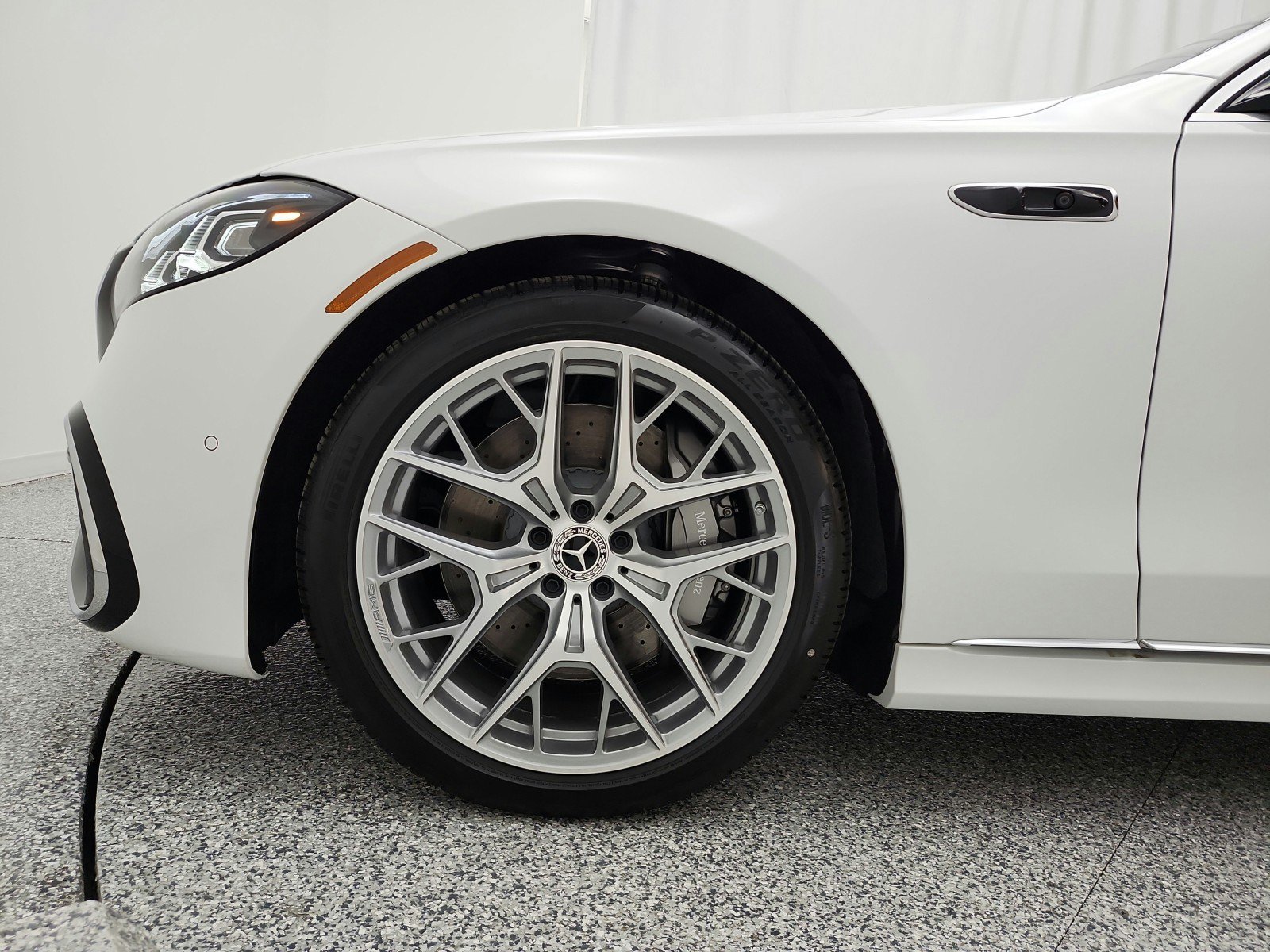 New 2027 Mercedes-Benz S 580 4MATIC Sedan image 13
