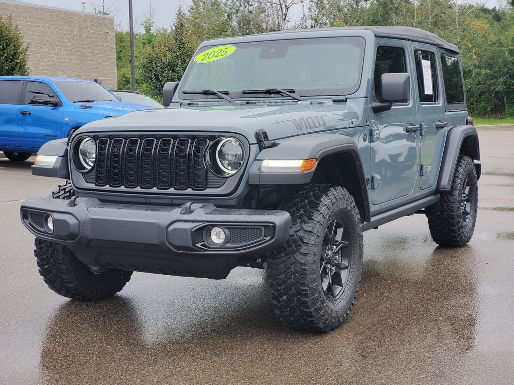 Used 2025 Jeep Wrangler Unlimited Sport AWD/4WD image 2