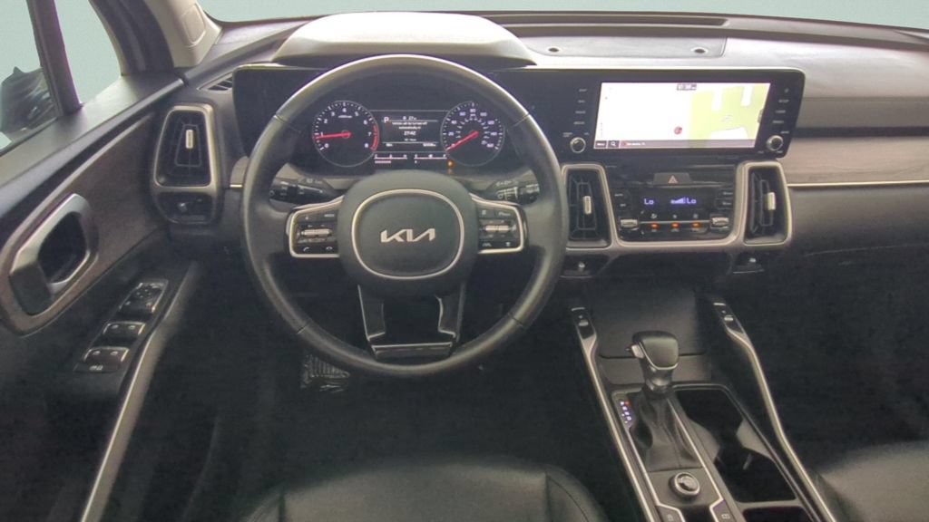 Used 2022 Kia Sorento EX FWD image 12