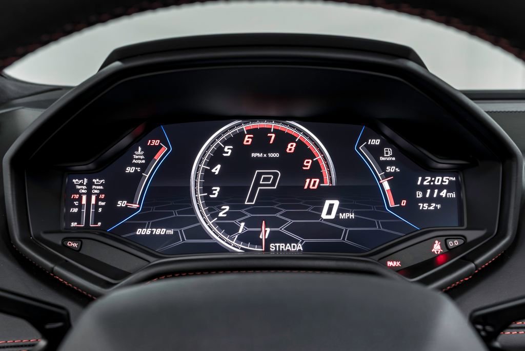 Used 2022 Lamborghini Huracan EVO RWD image 15