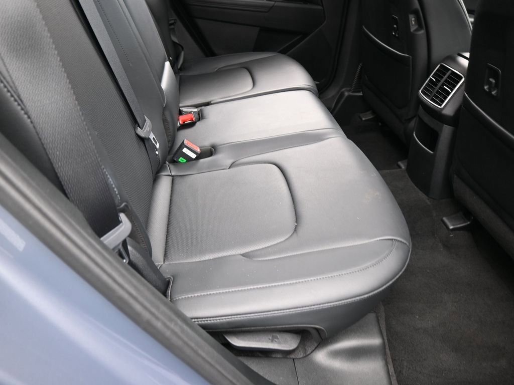 Used 2024 Kia Sportage EX image 40