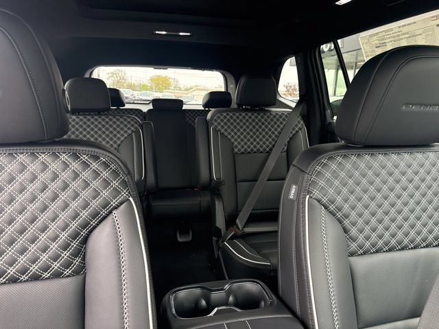 New 2026 GMC Acadia Denali w/ Super Cruise Package AWD/4WD image 32