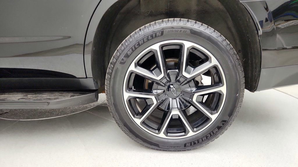 Used 2022 Chevrolet Tahoe RST w/ Luxury Package image 9