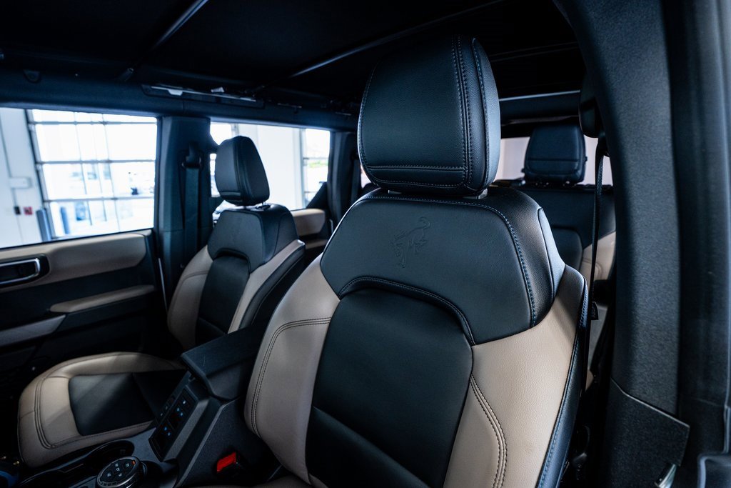 Used 2023 Ford Bronco Wildtrak image 34