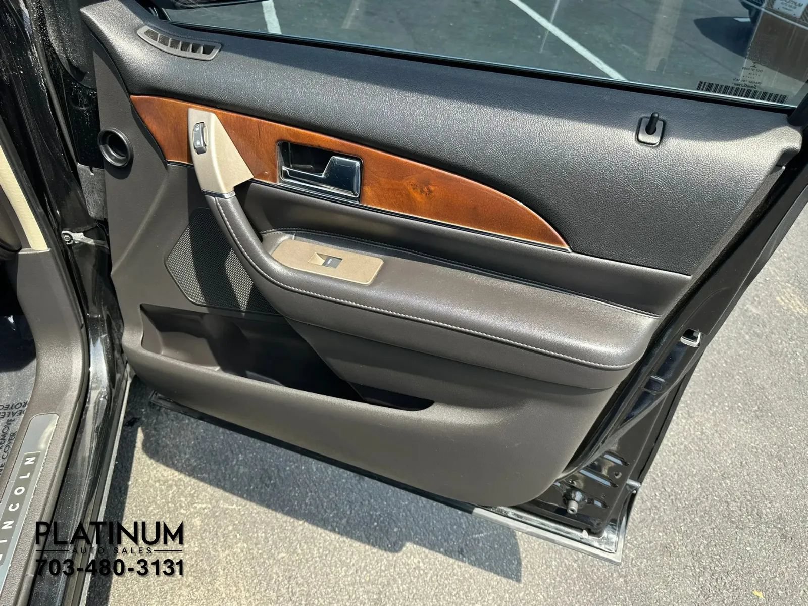 Used 2014 Lincoln MKX AWD w/ Equipment Group 102A image 19