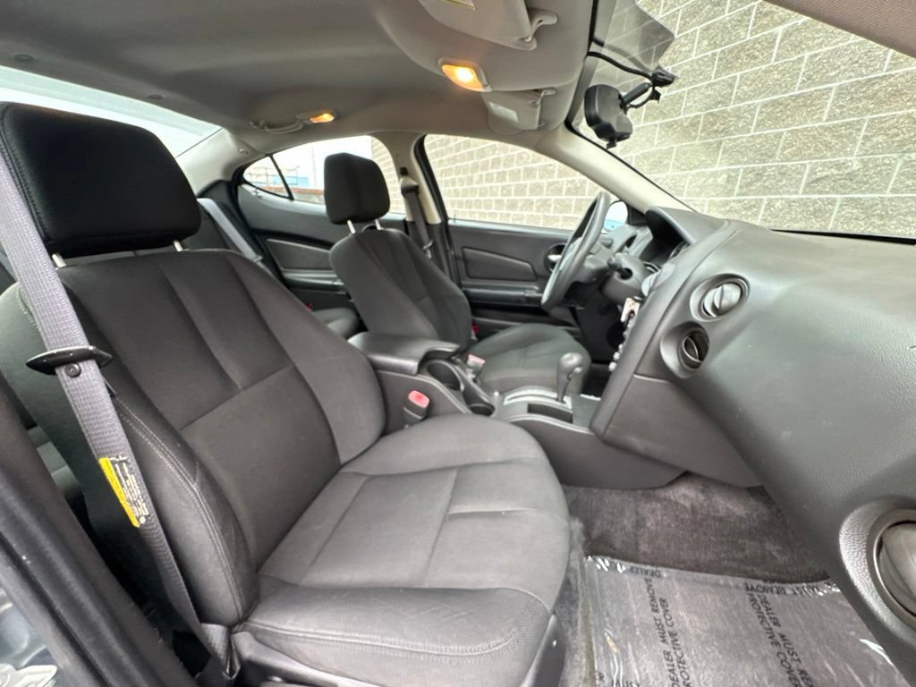 Used 2006 Pontiac Grand Prix w/ Security Package FWD image 23