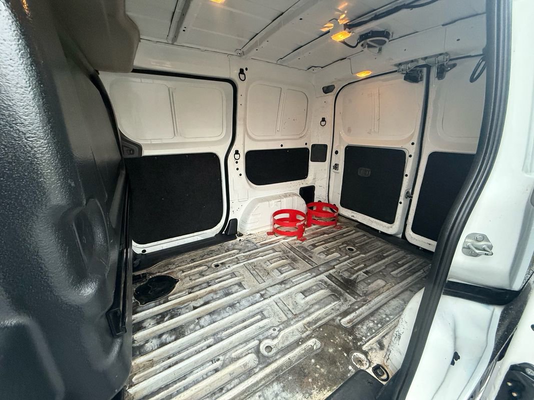 Used 2021 Nissan NV200 SV image 9