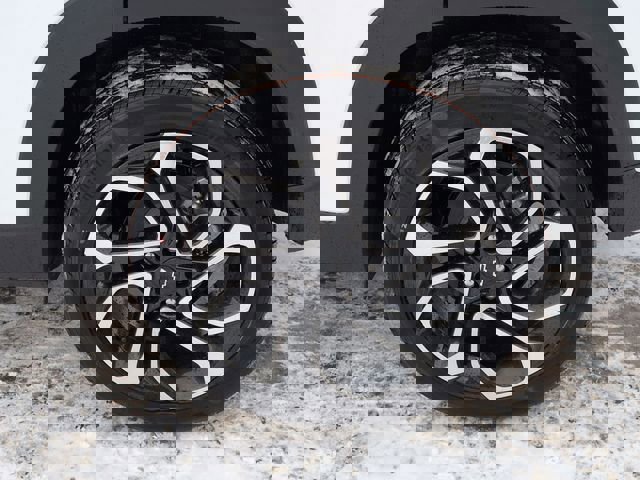 New 2026 Chevrolet Trax RS w/ Sunroof Package image 33