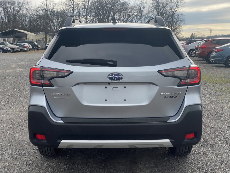 Used 2024 Subaru Outback Limited image 6