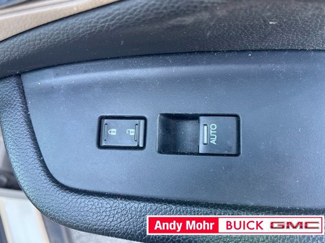 Used 2017 Honda Pilot Touring image 48