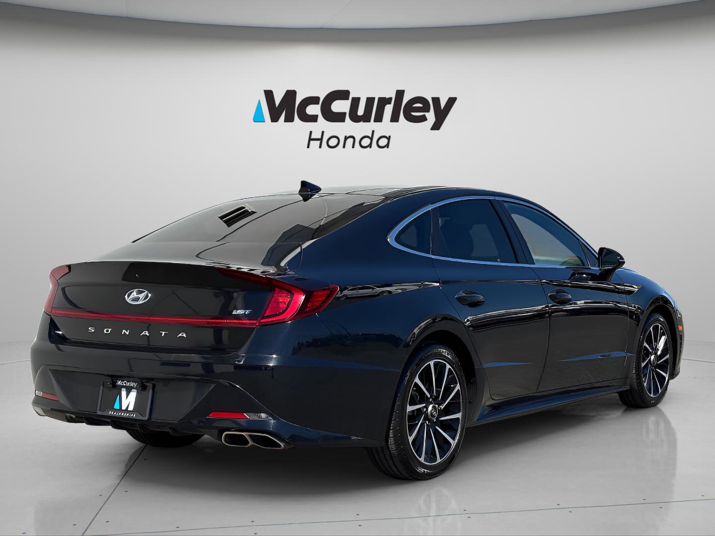Used 2020 Hyundai Sonata SEL Plus w/ Tech Package FWD image 3