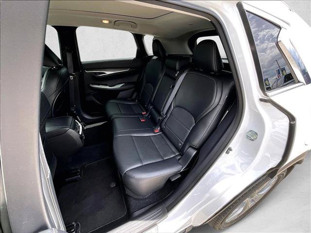 Used 2023 INFINITI QX50 Luxe FWD image 28