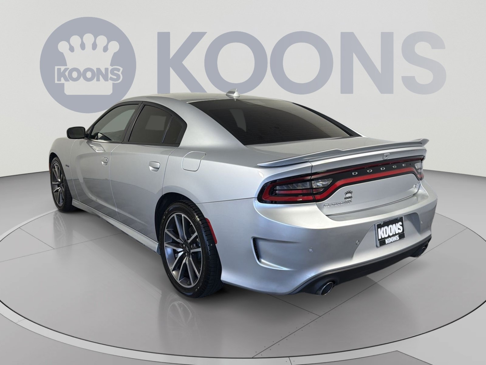 Used 2023 Dodge Charger R/T w/ Cold Weather Package RWD image 4