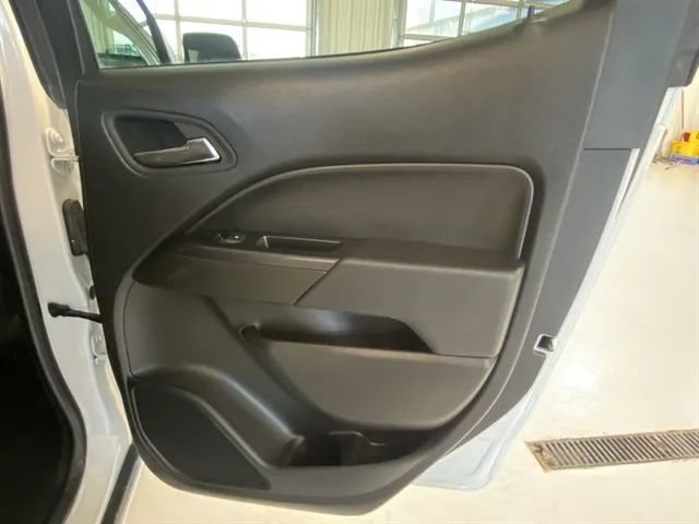 Used 2022 Chevrolet Colorado LT w/ LT Convenience Package image 18