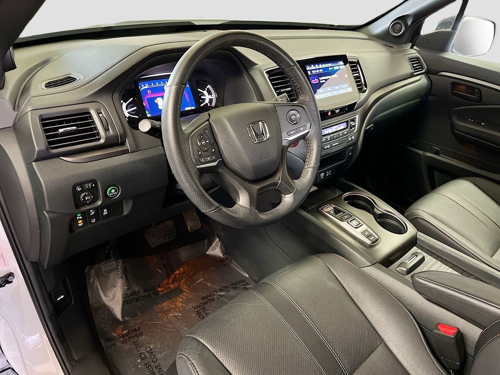 Used 2023 Honda Passport TrailSport image 9