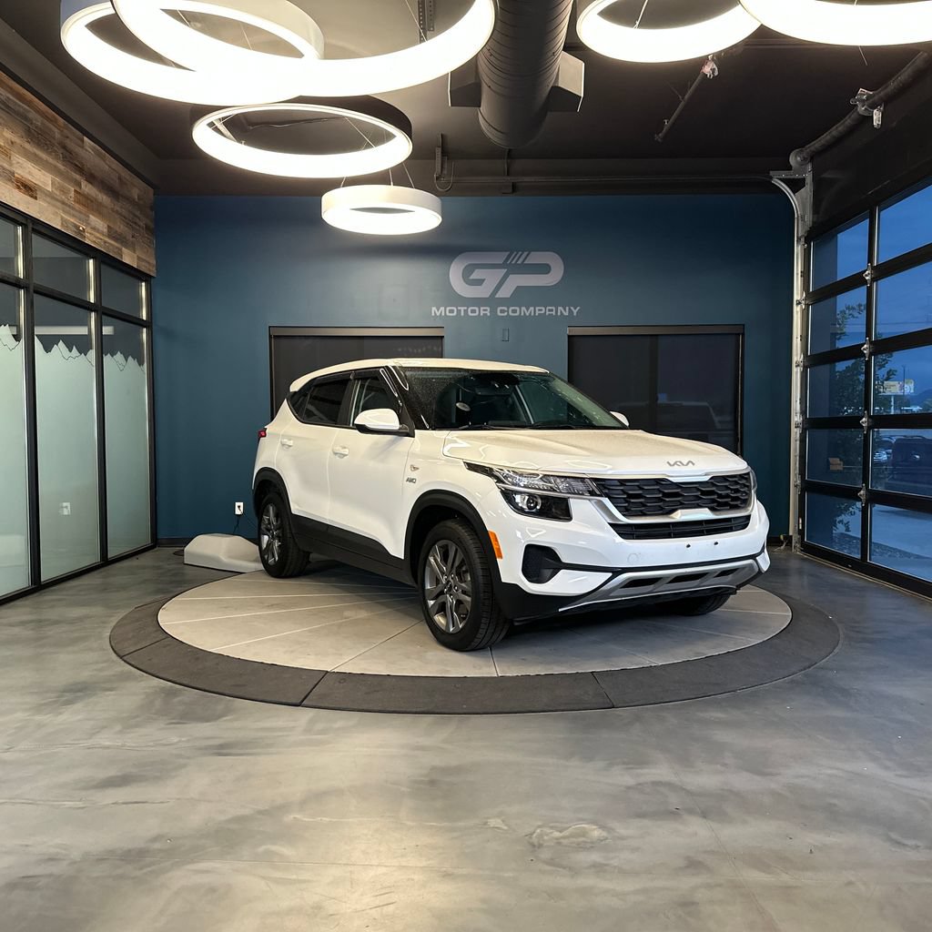 Used 2023 Kia Seltos LX