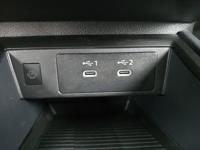 New 2026 Nissan Kicks SV image 6