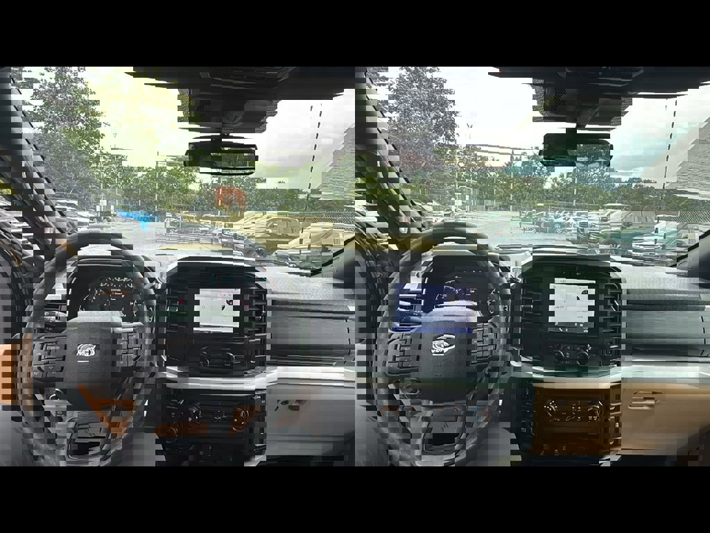 Used 2023 Ford F150 XLT image 10