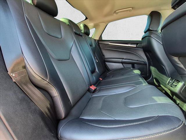 Used 2020 Ford Fusion Titanium AWD/4WD image 20