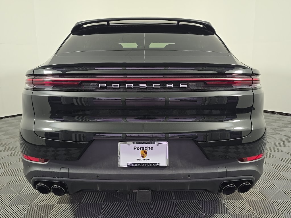 New 2026 Porsche Cayenne Coupe AWD/4WD image 6
