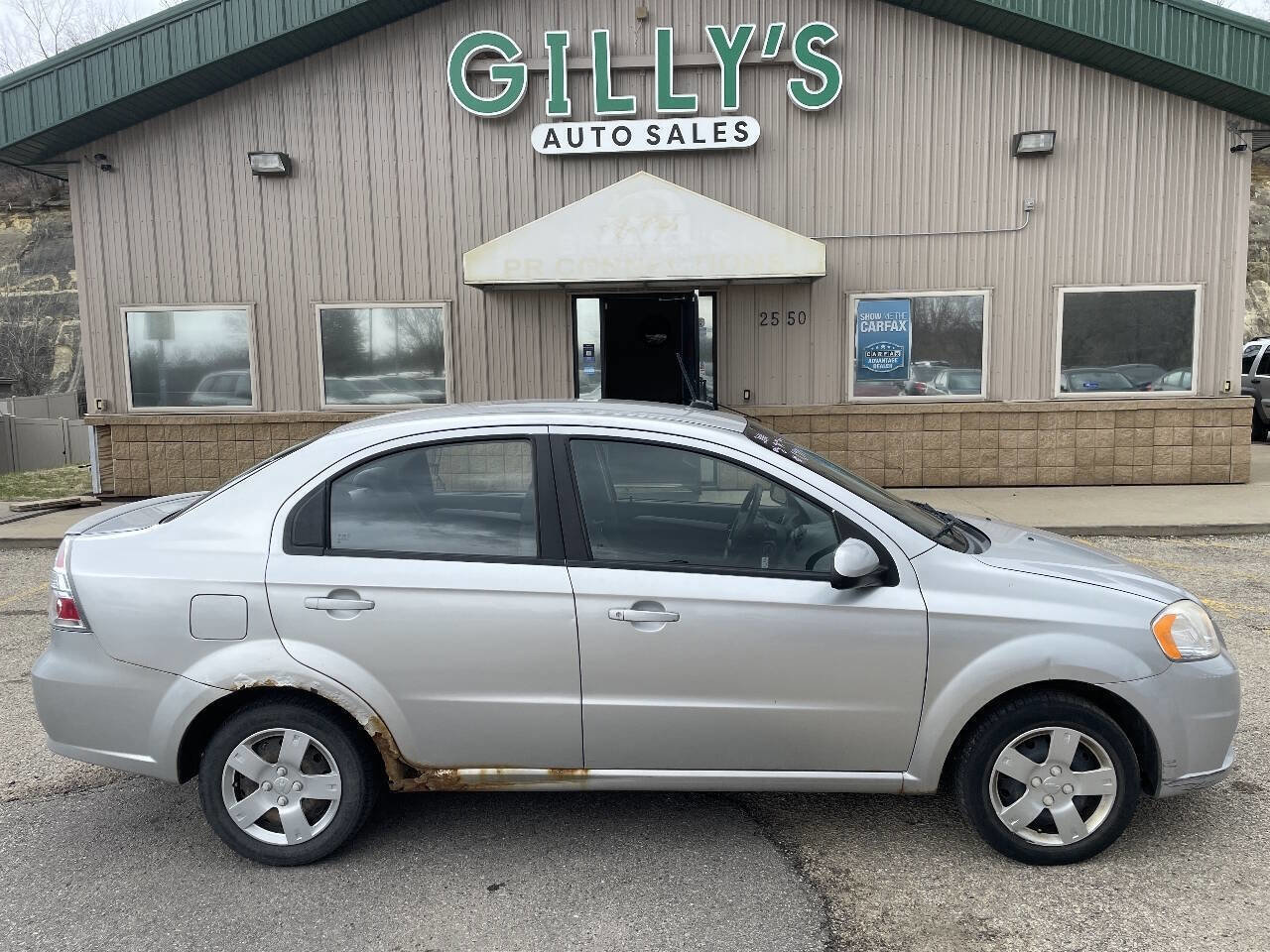 Used 2010 Chevrolet Aveo LT w/ Power and Convenience Package image 1