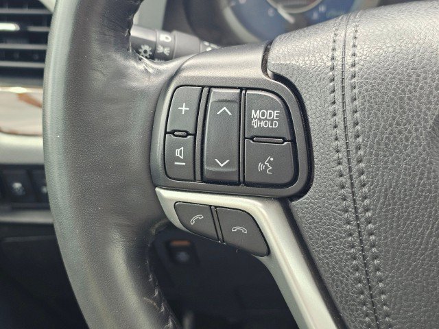Used 2020 Toyota Sienna Limited FWD image 31