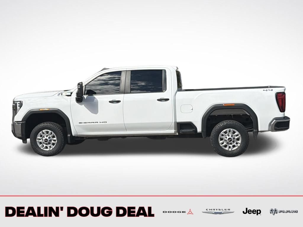 Used 2024 GMC Sierra 2500 Pro w/ Convenience Package AWD/4WD image 3