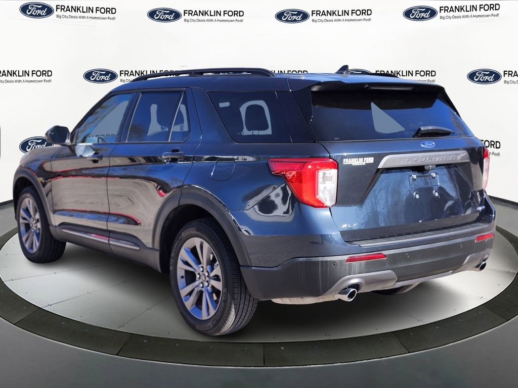Certified 2022 Ford Explorer XLT w/ Equipment Group 202A image 3