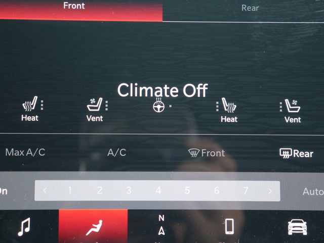 Used 2024 Dodge Durango R/T AWD/4WD image 6