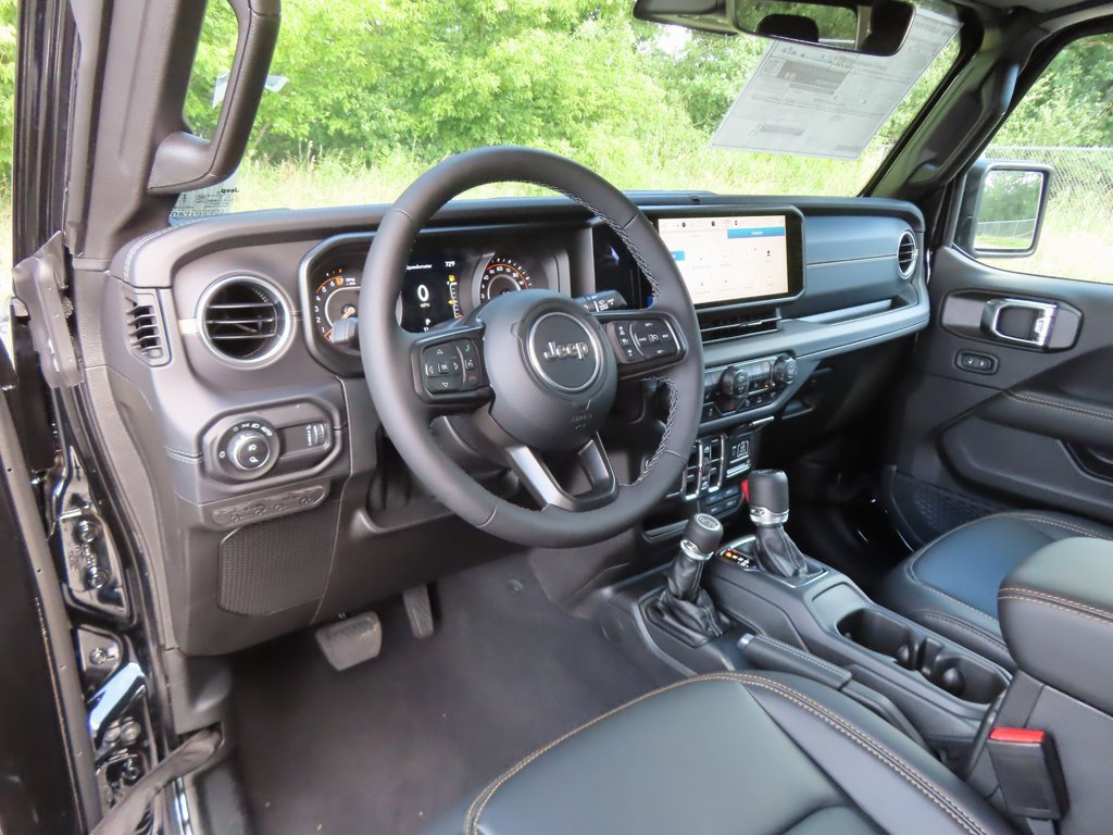 New 2025 Jeep Gladiator High Tide image 20