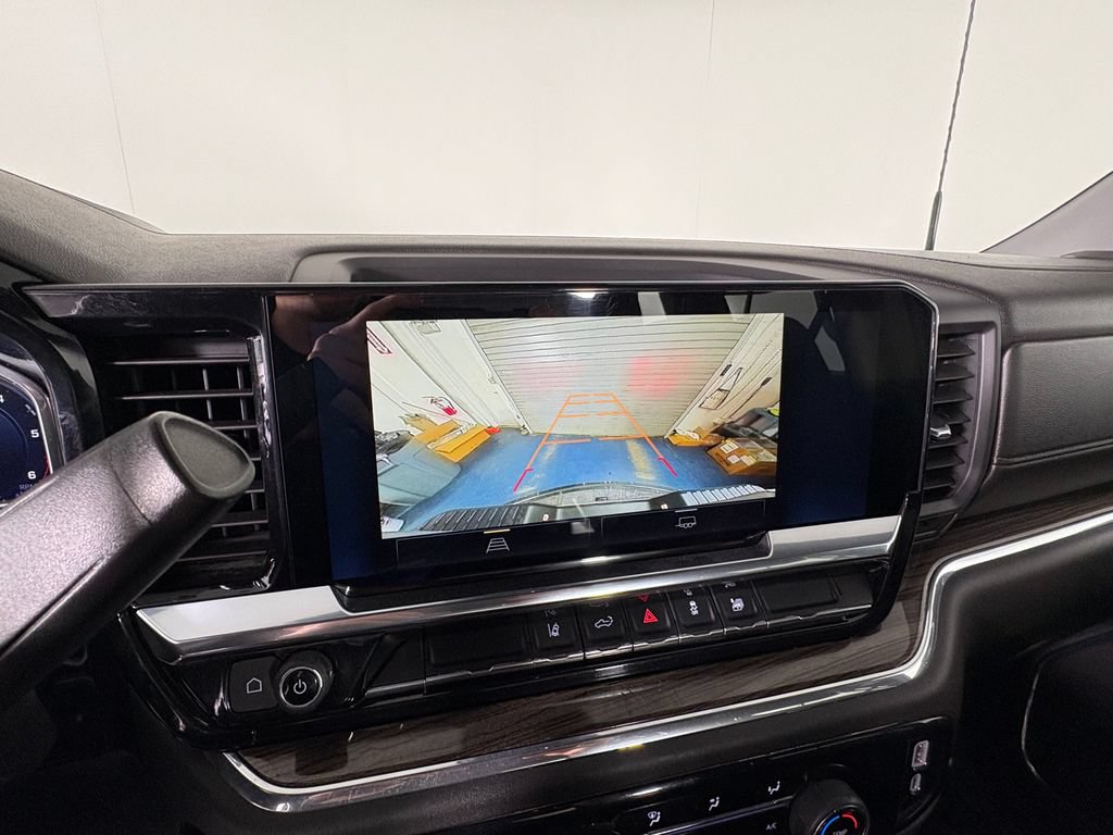 Used 2024 Chevrolet Silverado 3500 LT AWD/4WD image 17