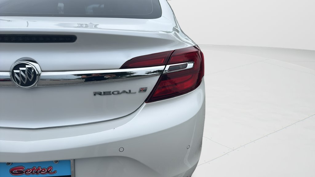 Used 2017 Buick Regal Premium FWD image 35