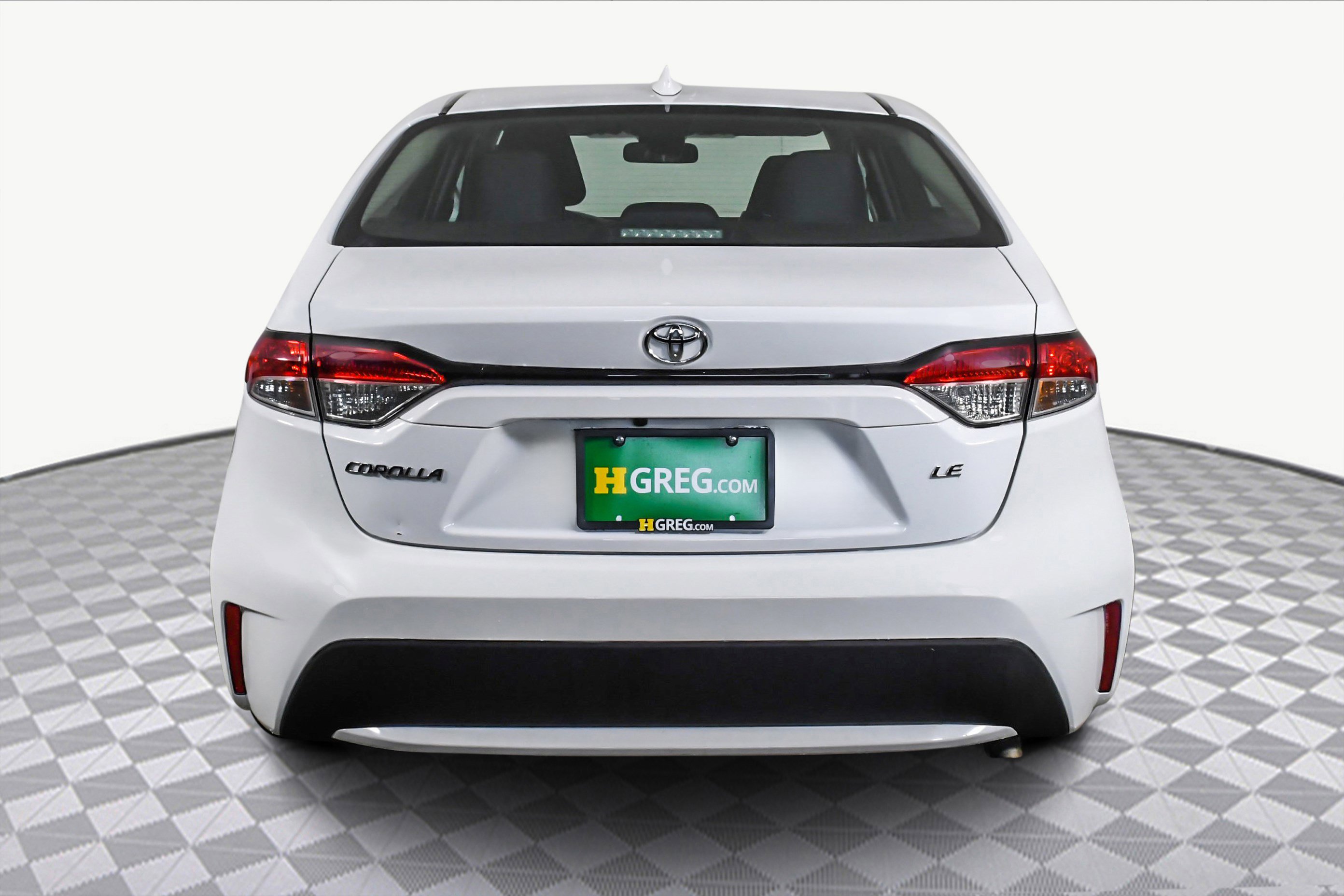 Used 2021 Toyota Corolla LE image 7