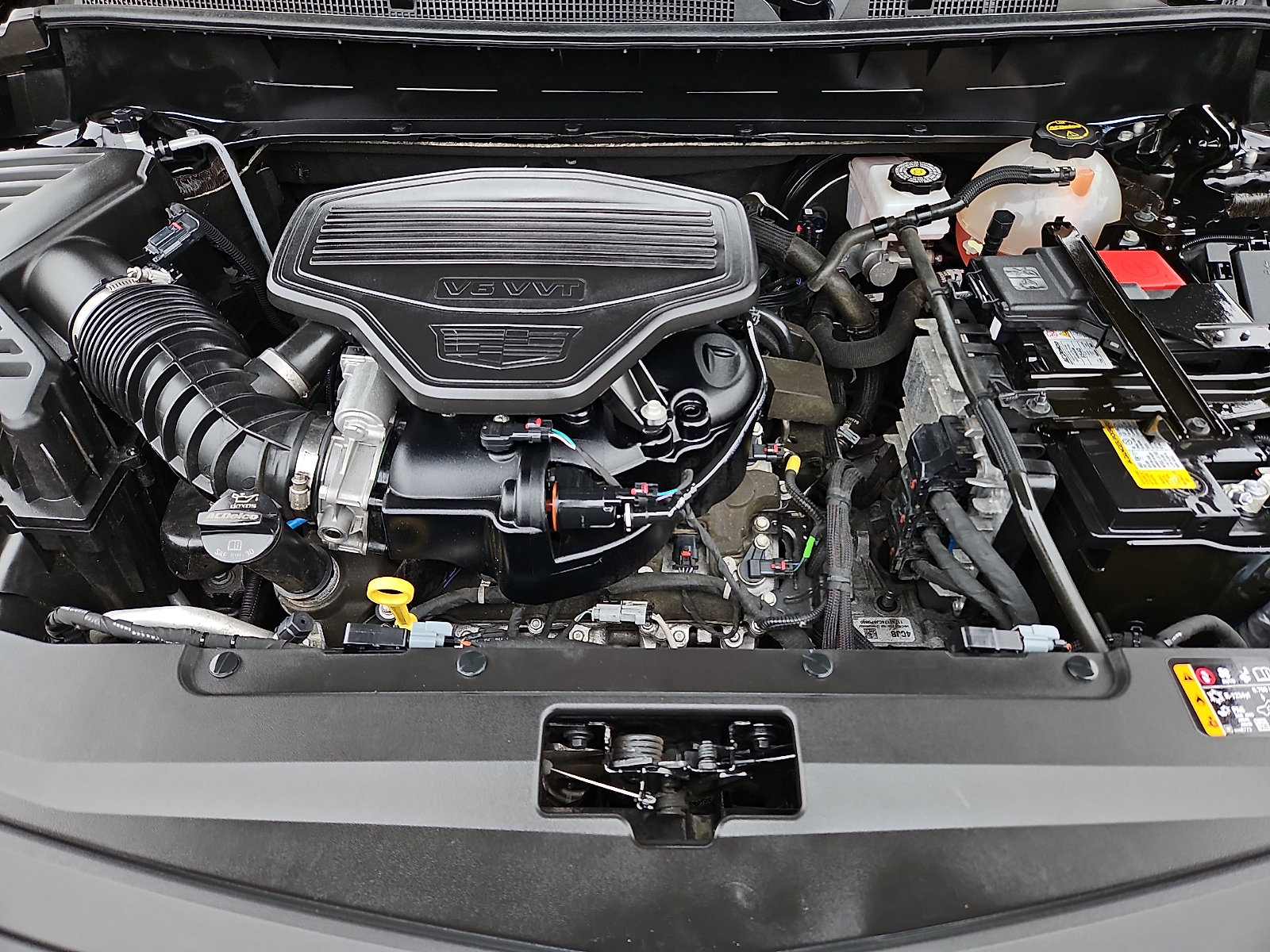 Certified 2024 Cadillac XT6 Premium Luxury image 28