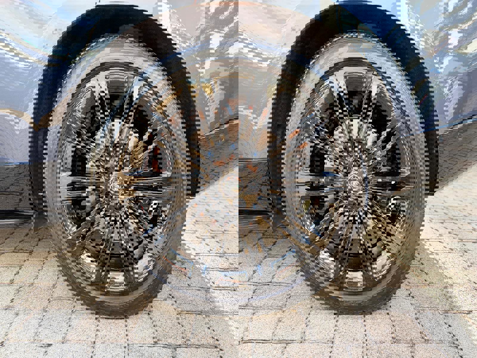 Used 2024 Land Rover Range Rover Long Wheelbase Autobiography image 26