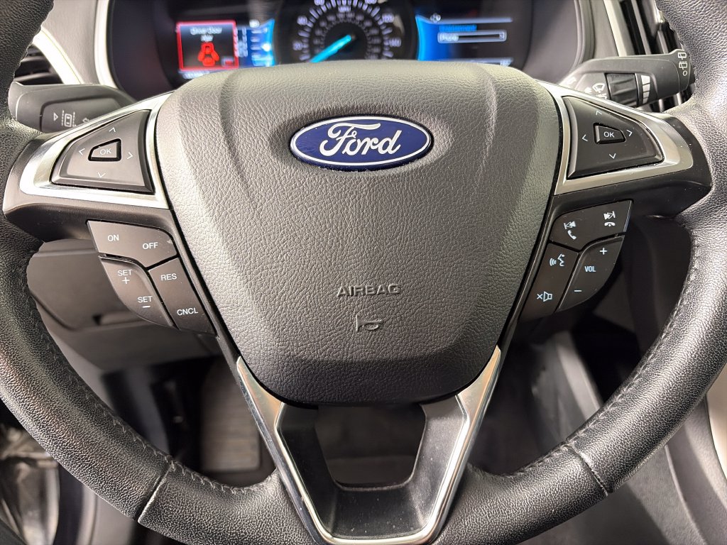 Used 2024 Ford Edge SEL AWD/4WD image 16