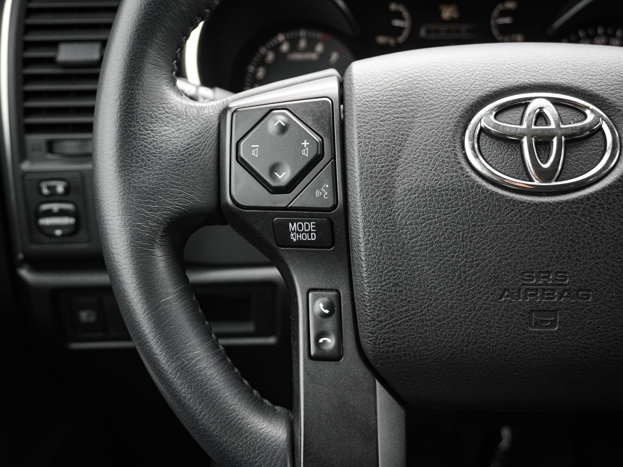 Used 2022 Toyota Sequoia TRD Sport image 19