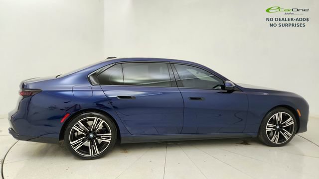 Used 2023 BMW 760i xDrive AWD/4WD image 6