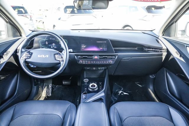 Certified 2023 Kia Niro EX FWD image 14
