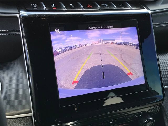 Used 2023 Jeep Grand Cherokee Altitude AWD/4WD image 10
