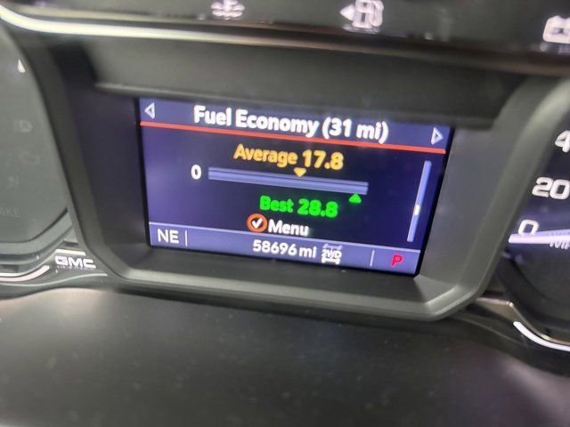 Used 2021 GMC Sierra 1500 AT4 w/ AT4 Preferred Package image 6