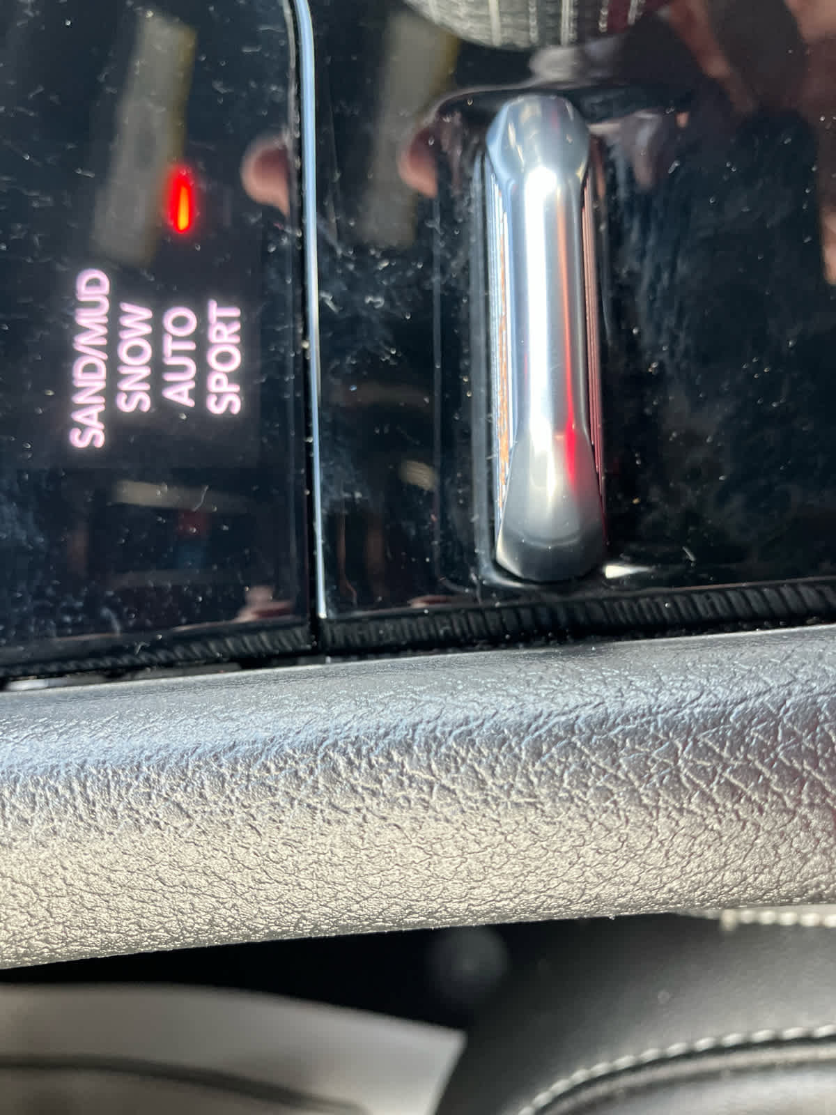 Used 2025 Jeep Grand Cherokee L Limited w/ Luxury Tech Group II image 36