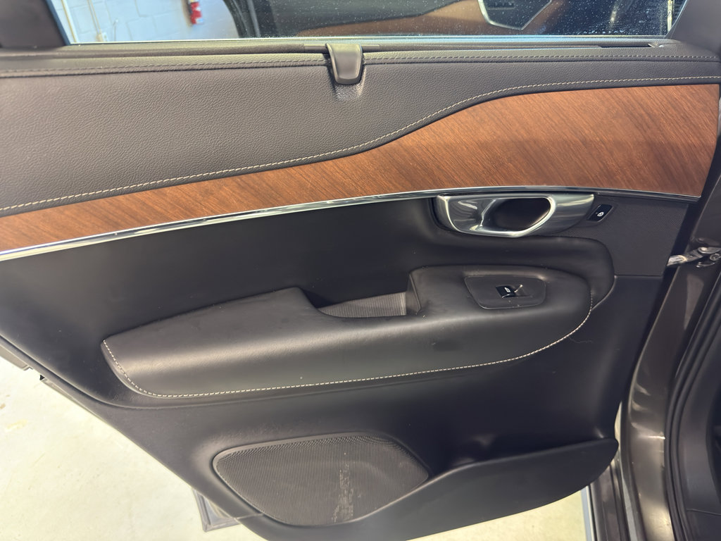 Used 2018 Volvo XC90 T6 Inscription w/ Convenience Package image 30