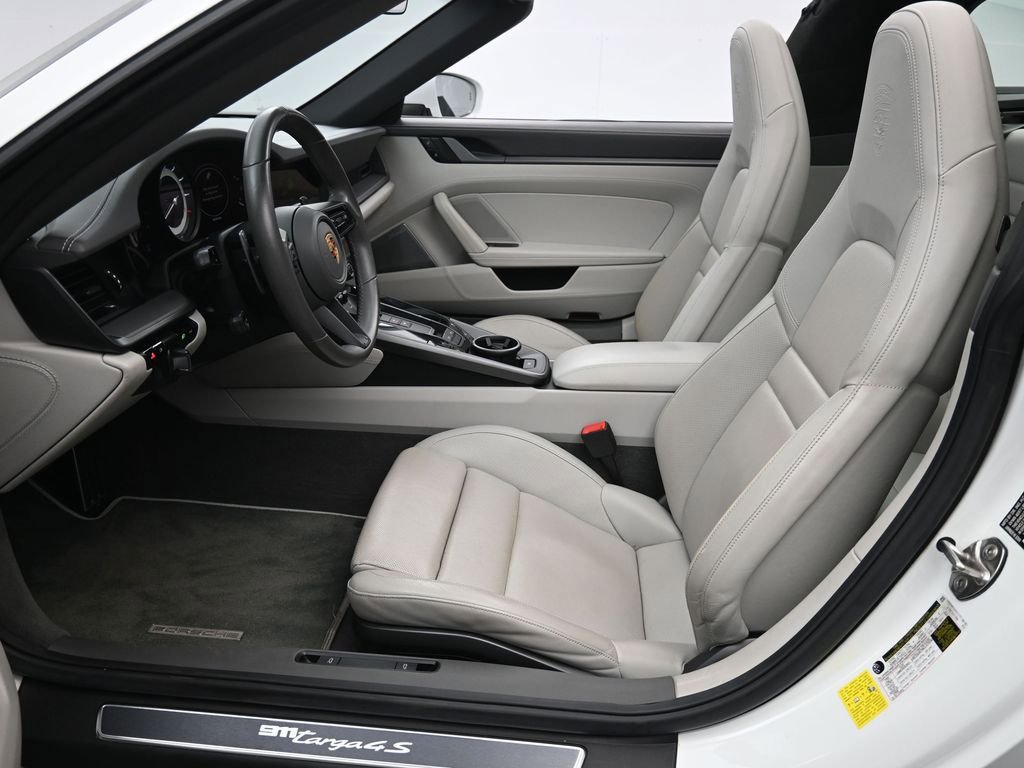 Certified 2021 Porsche 911 Targa 4S image 7