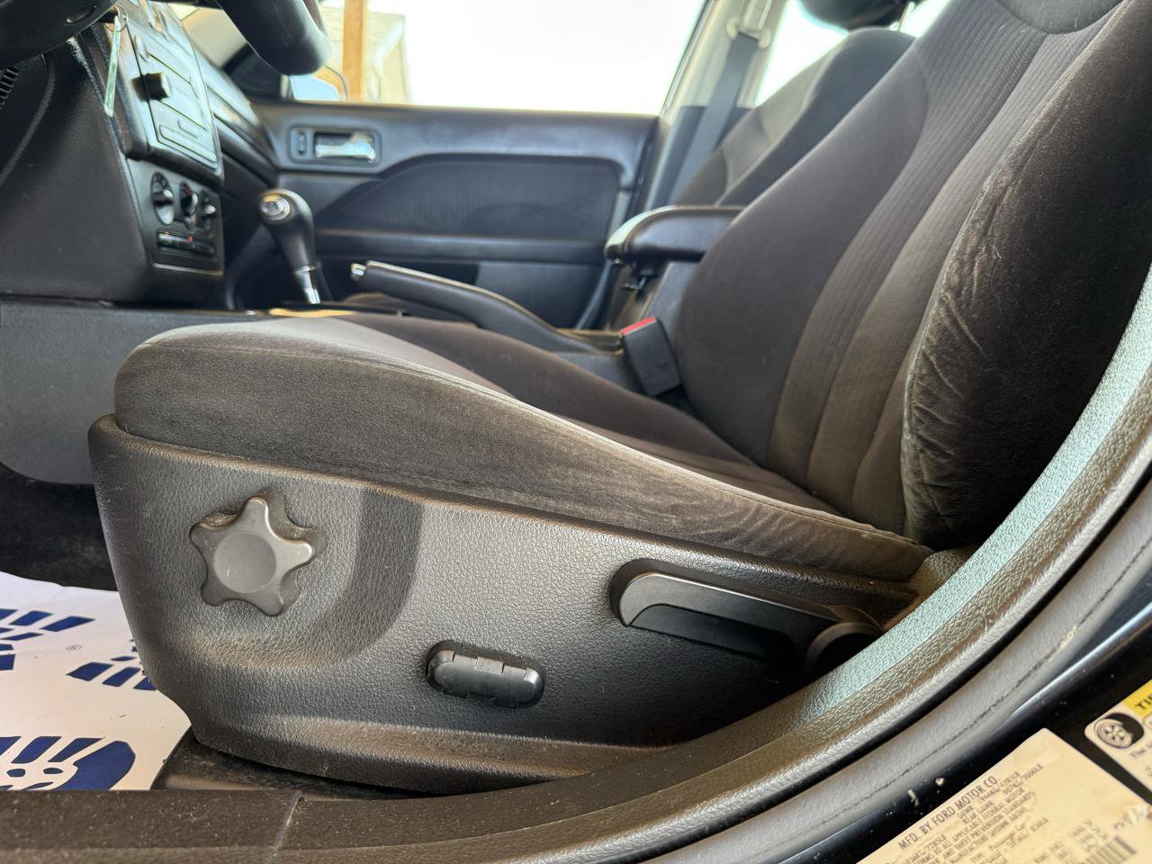 Used 2009 Mercury Milan FWD image 23