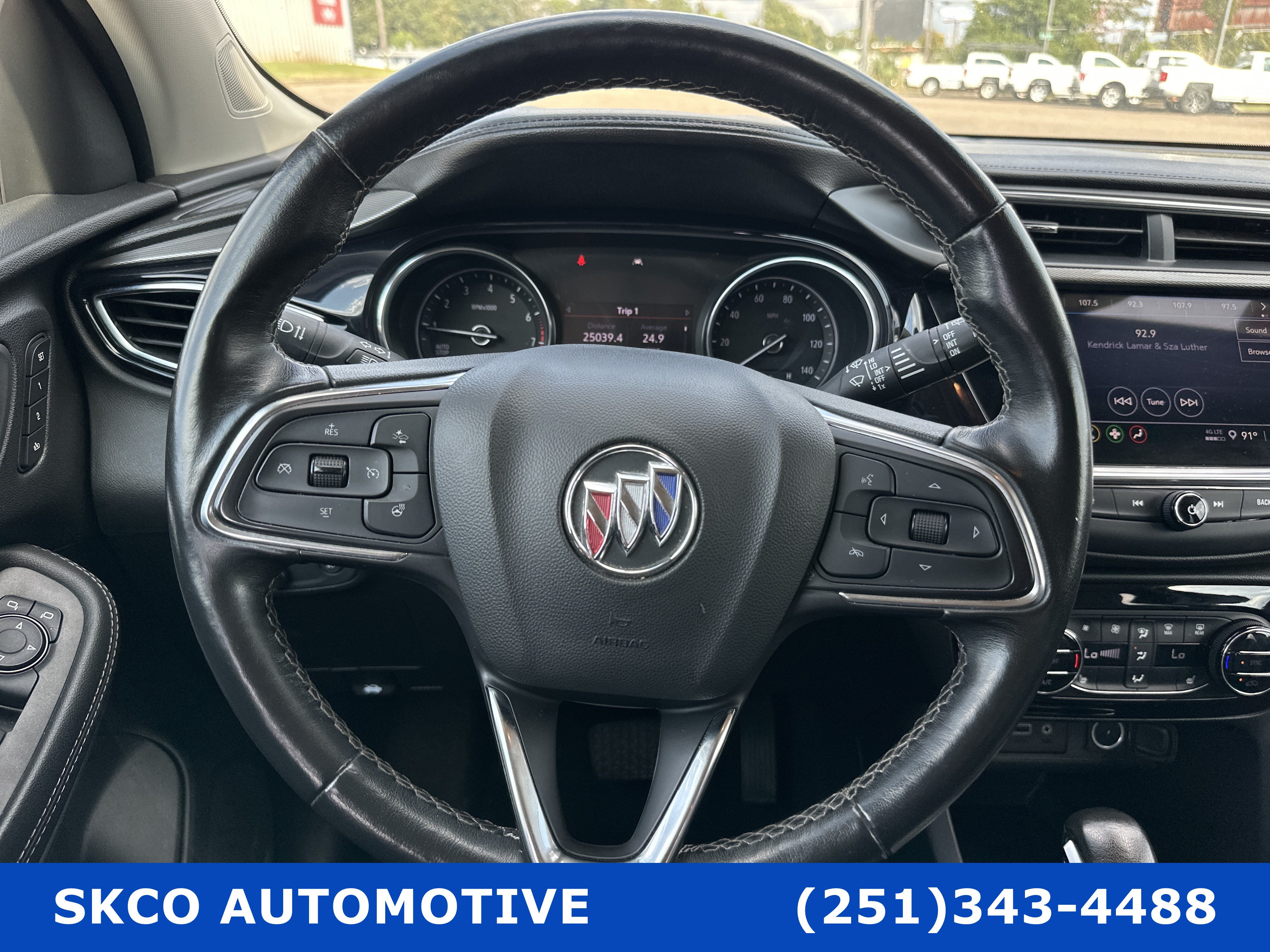 Used 2021 Buick Encore GX Essence w/ Experience Buick Package AWD/4WD image 17