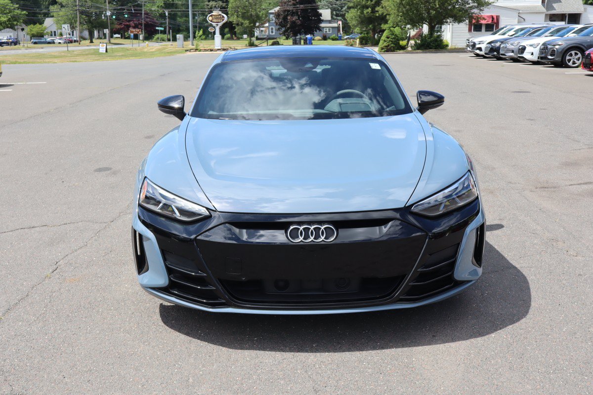 Used 2022 Audi e-tron GT Premium Plus w/ Performance Package AWD/4WD image 2
