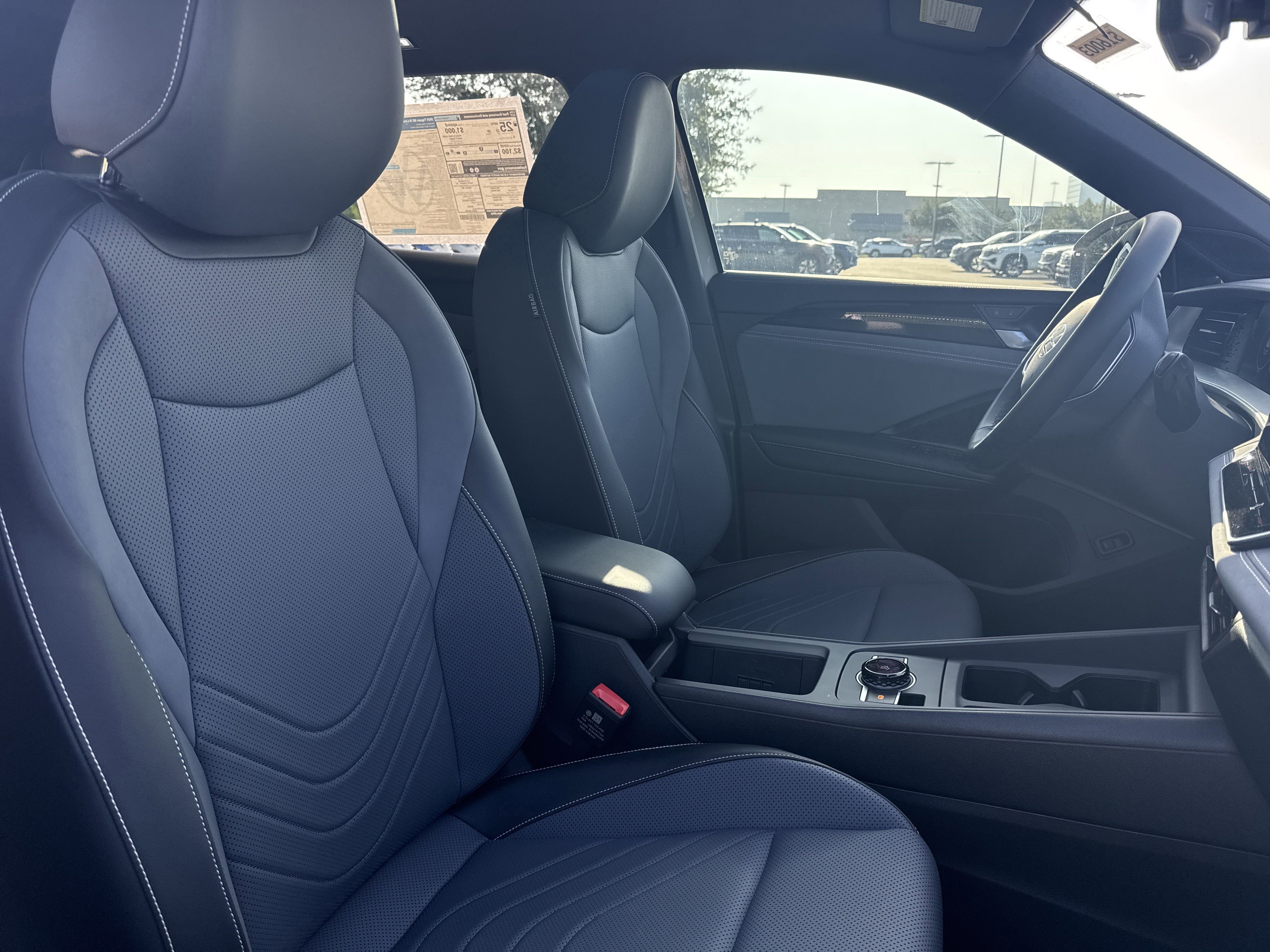 Certified 2026 Volkswagen Tiguan SE R-Line FWD image 46